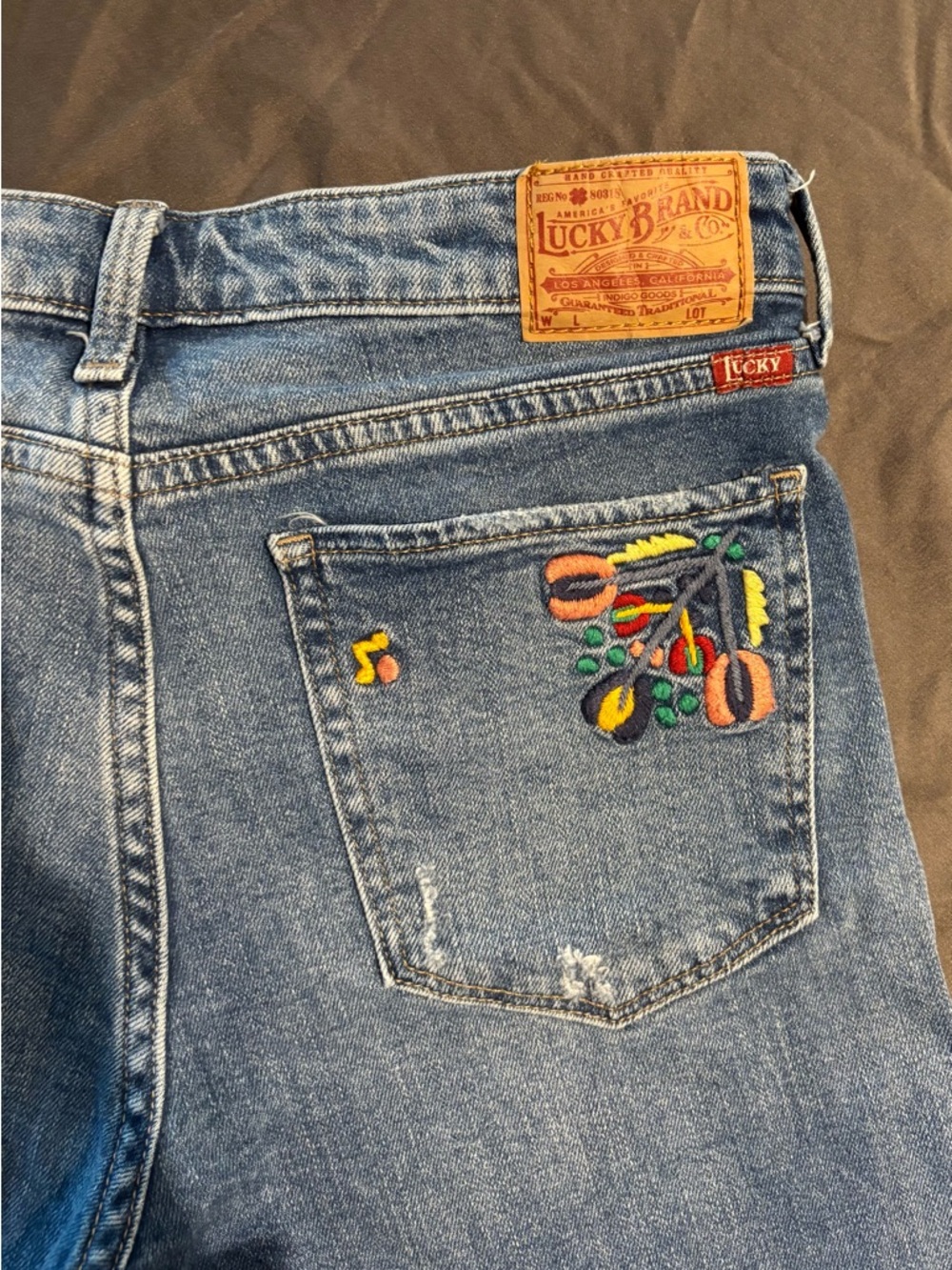 Lucky Brand Women’s Blue Embroidered Skinny Jeans - Picture 13 of 16